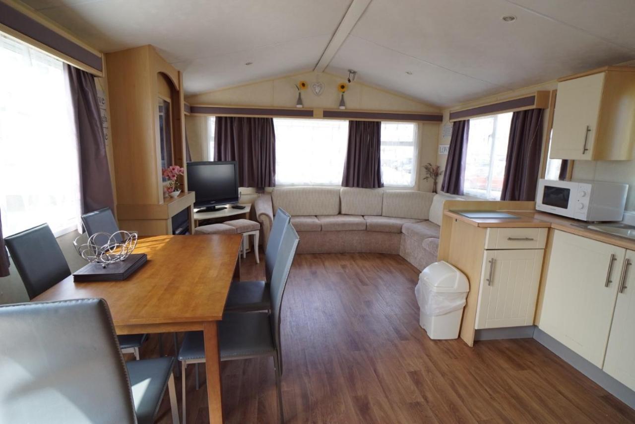 Lyntons 3 Bedroom Caravan Pets Stay Free Linen Included Heacham Eksteriør billede