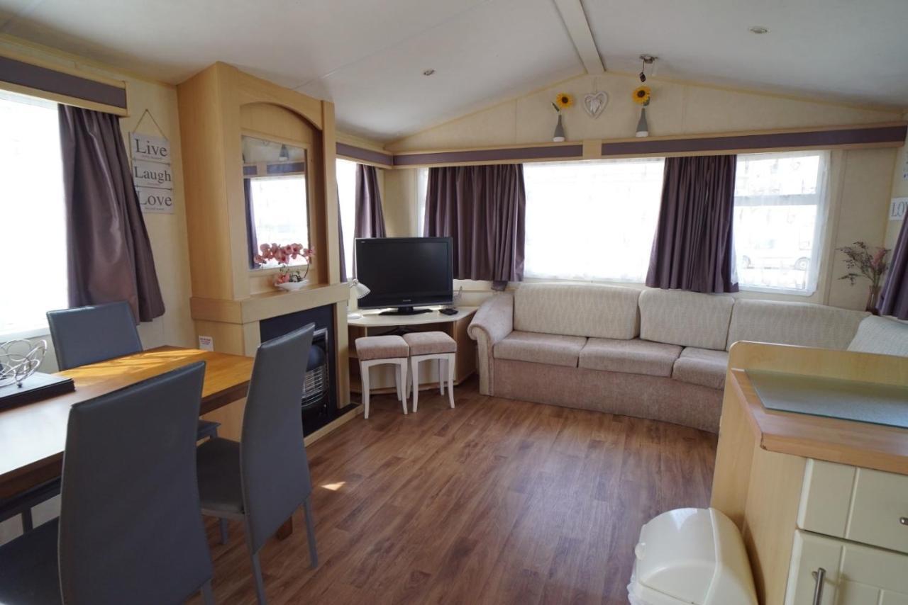 Lyntons 3 Bedroom Caravan Pets Stay Free Linen Included Heacham Eksteriør billede