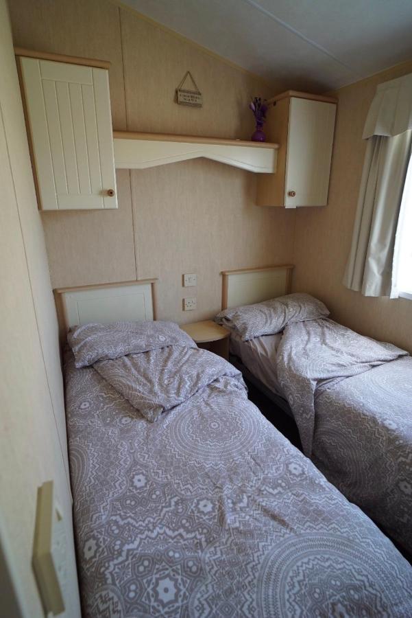 Lyntons 3 Bedroom Caravan Pets Stay Free Linen Included Heacham Eksteriør billede