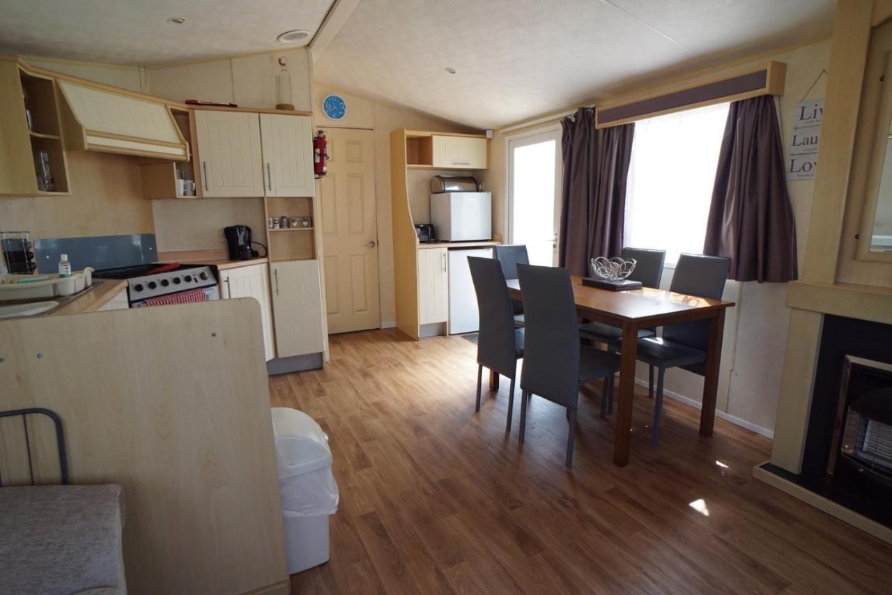 Lyntons 3 Bedroom Caravan Pets Stay Free Linen Included Heacham Eksteriør billede