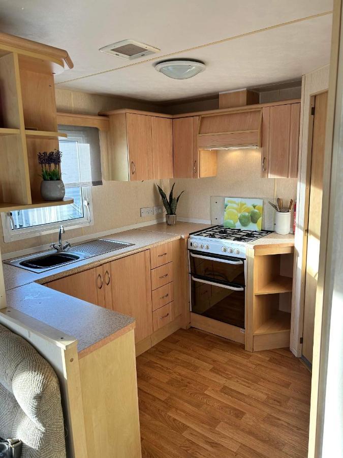 Lyntons 3 Bedroom Caravan Pets Stay Free Linen Included Heacham Eksteriør billede